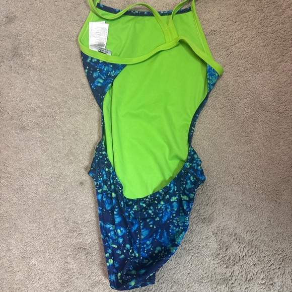 Arena swim suit 30 - Picture 2 of 2